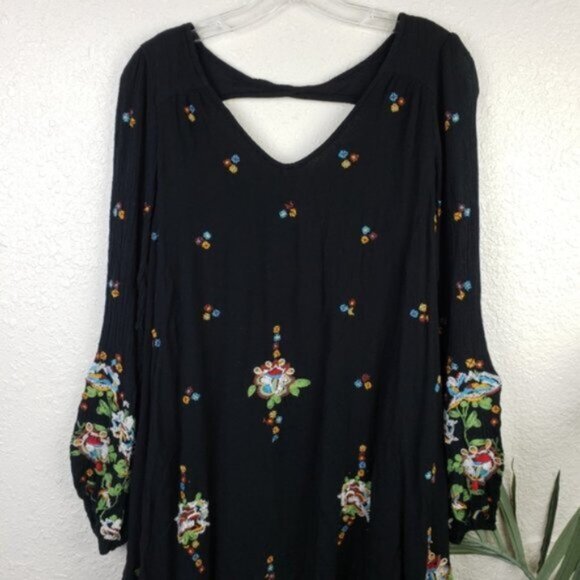 Free People Oxford Black Embroidered Swing Dress Floral size XS Oversized Boho - Picture 9 of 16